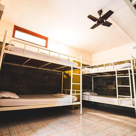 Arambol By Roadhouse Hostels, Goa ภายนอก รูปภาพ