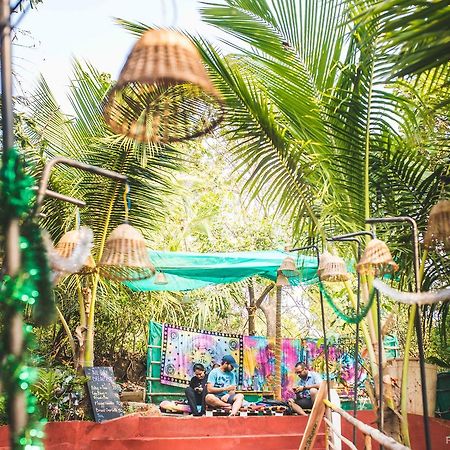 Arambol By Roadhouse Hostels, Goa ภายนอก รูปภาพ