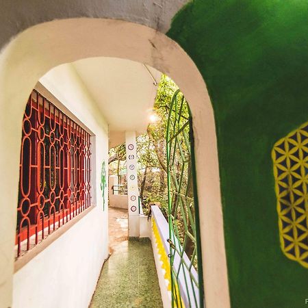 Arambol By Roadhouse Hostels, Goa ภายนอก รูปภาพ