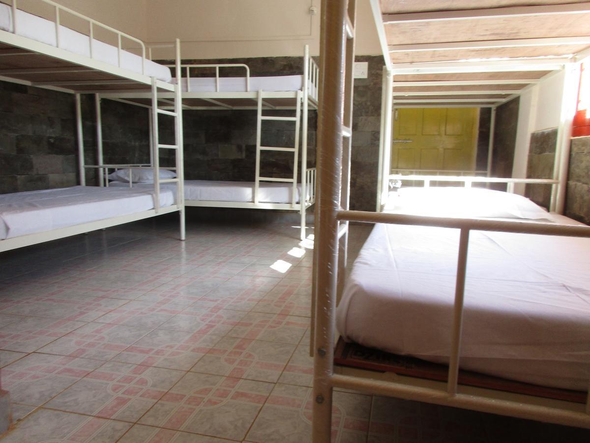 Arambol By Roadhouse Hostels, Goa ภายนอก รูปภาพ