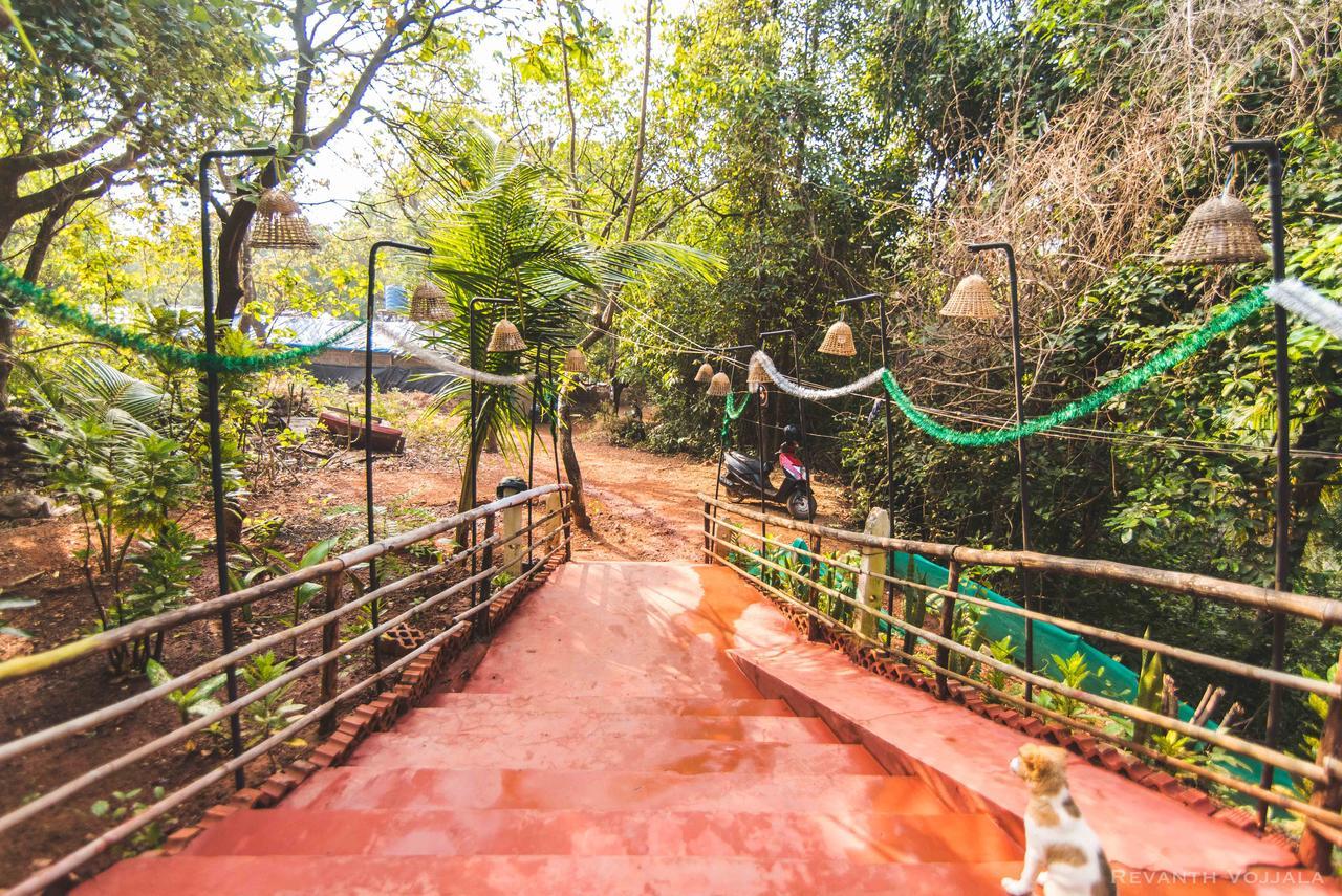 Arambol By Roadhouse Hostels, Goa ภายนอก รูปภาพ